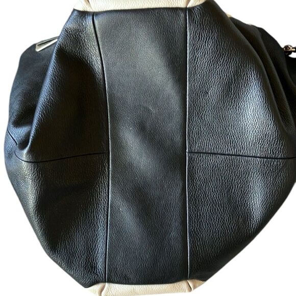 NWOT Coach Phoebe Handbag Pebbled 2 Tone Leather Blk/Ivory Python Strap/Trim - Picture 4 of 9
